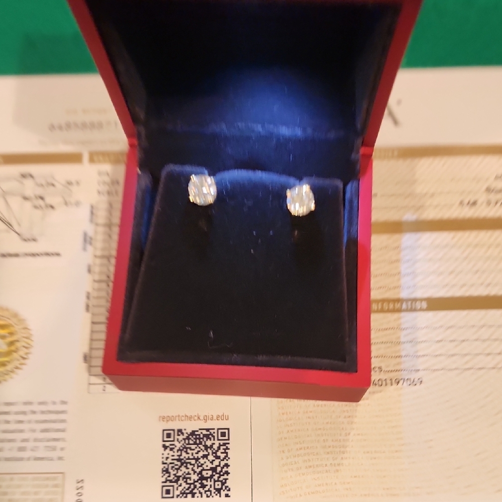 1.42CT Diamond Stud Earrings In 14K Gold GIA CERTIFIED